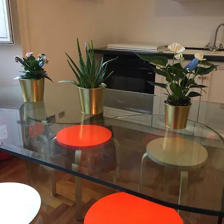 ヴァレーゼ ゲストハウス ローマ